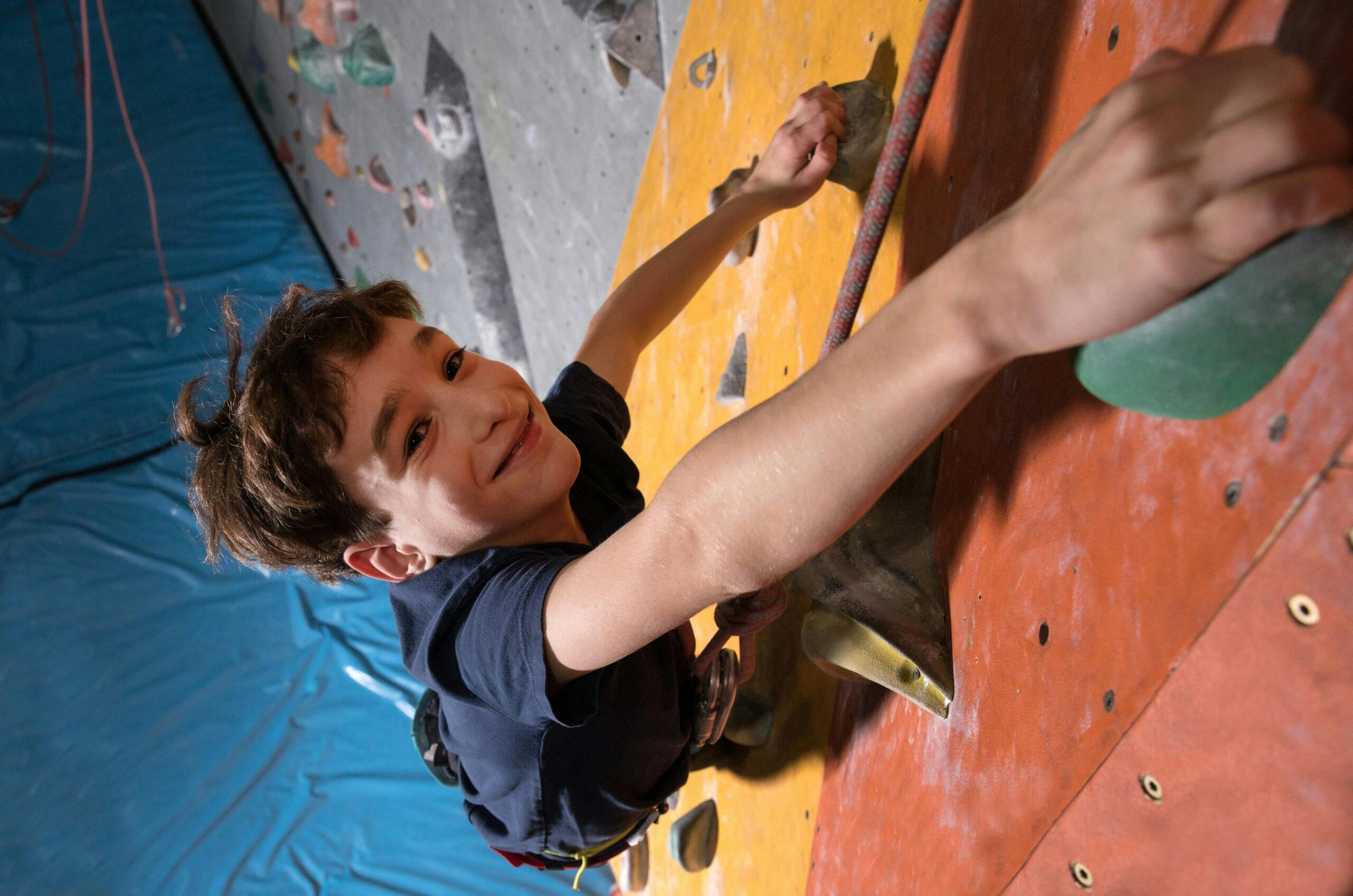 Camp escalade 13 à 15 ans | Camps de jour du CEPSUM