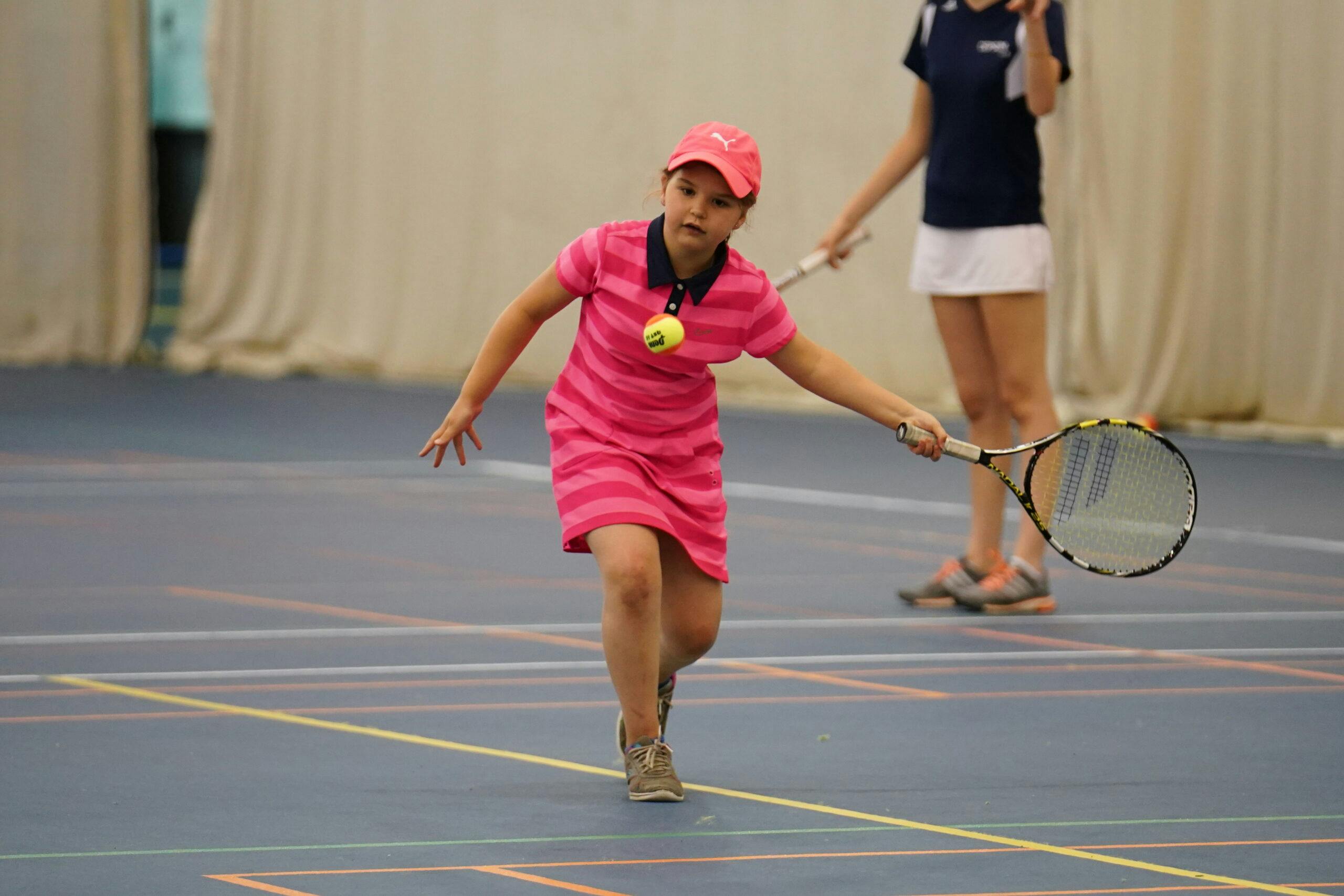 Camp tennis 8 et 9 ans | Camps de jour du CEPSUM